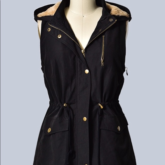 FUR INSIDE DETACHABLE UTILITY VEST - Picture 1 of 1